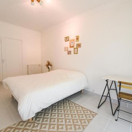 Charmant Logement Plein Pied Au Coeur Du Village 卡斯特尔库里埃尔 外观 照片